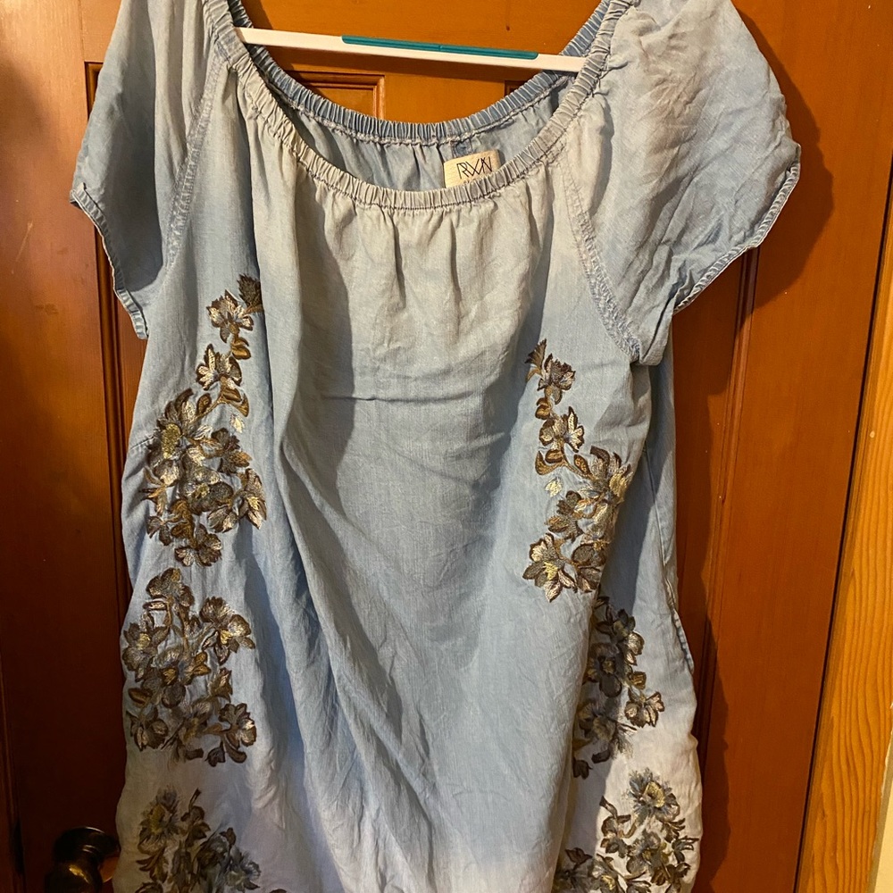 Denim embroidered top or dress with side pockets